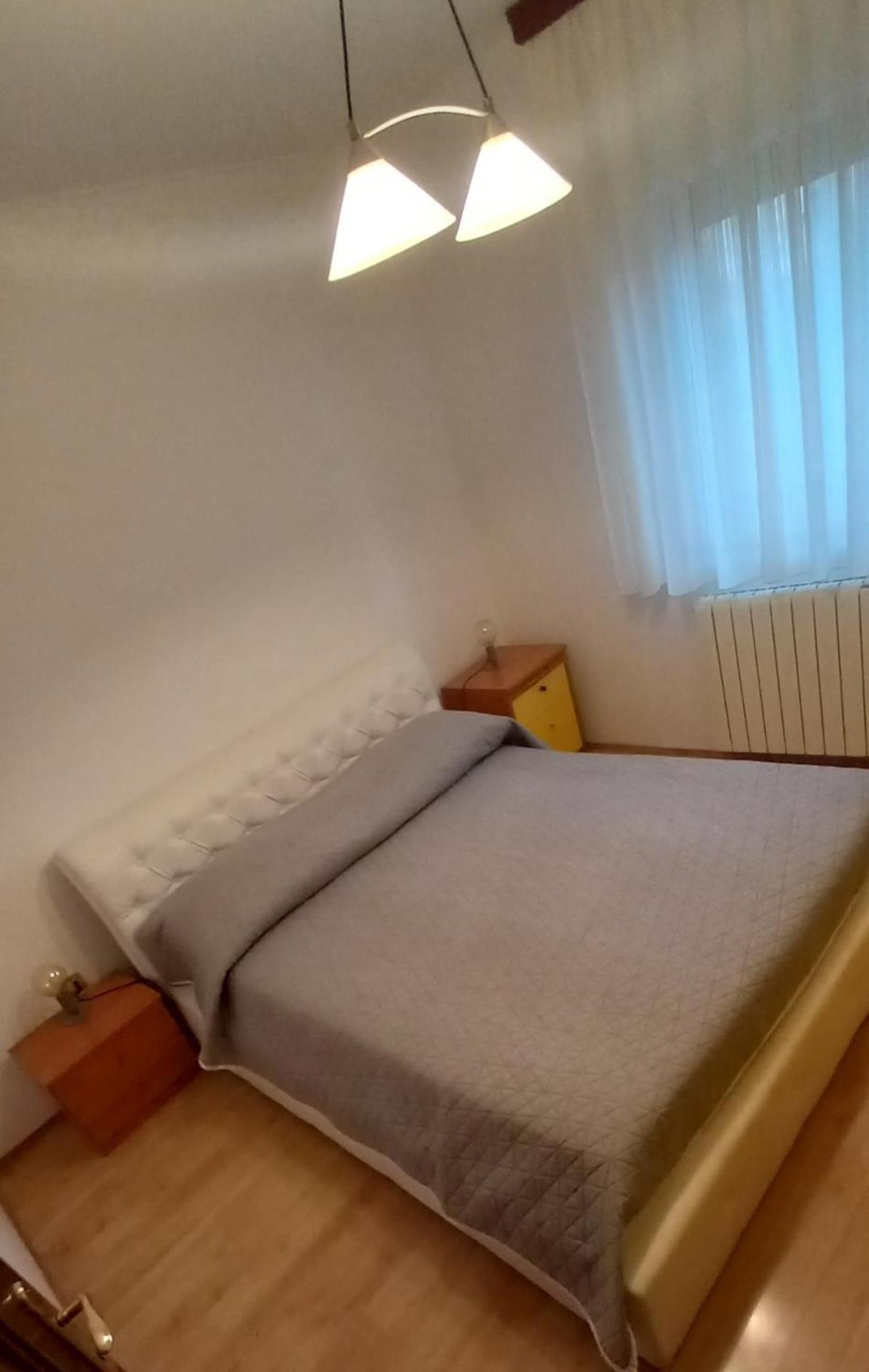 Apartman Andela Labinci Exterior photo