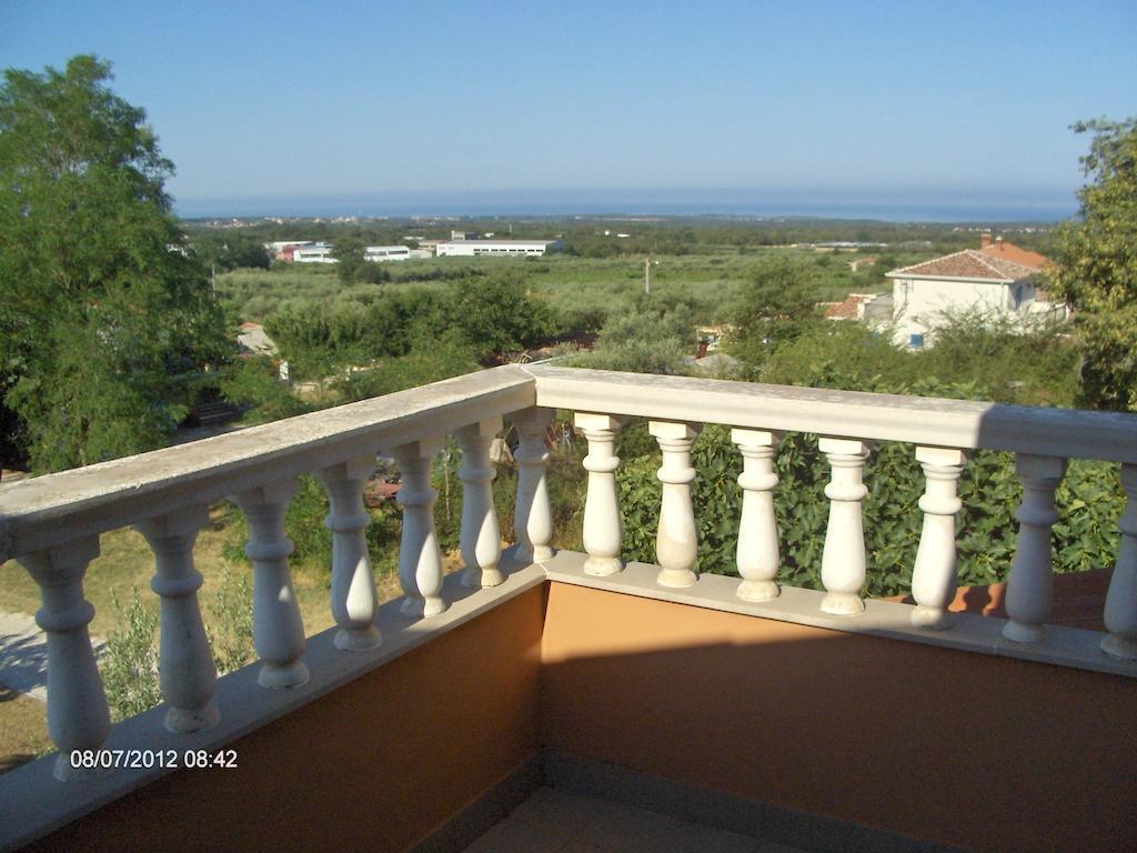 Apartman Andela Labinci Exterior photo